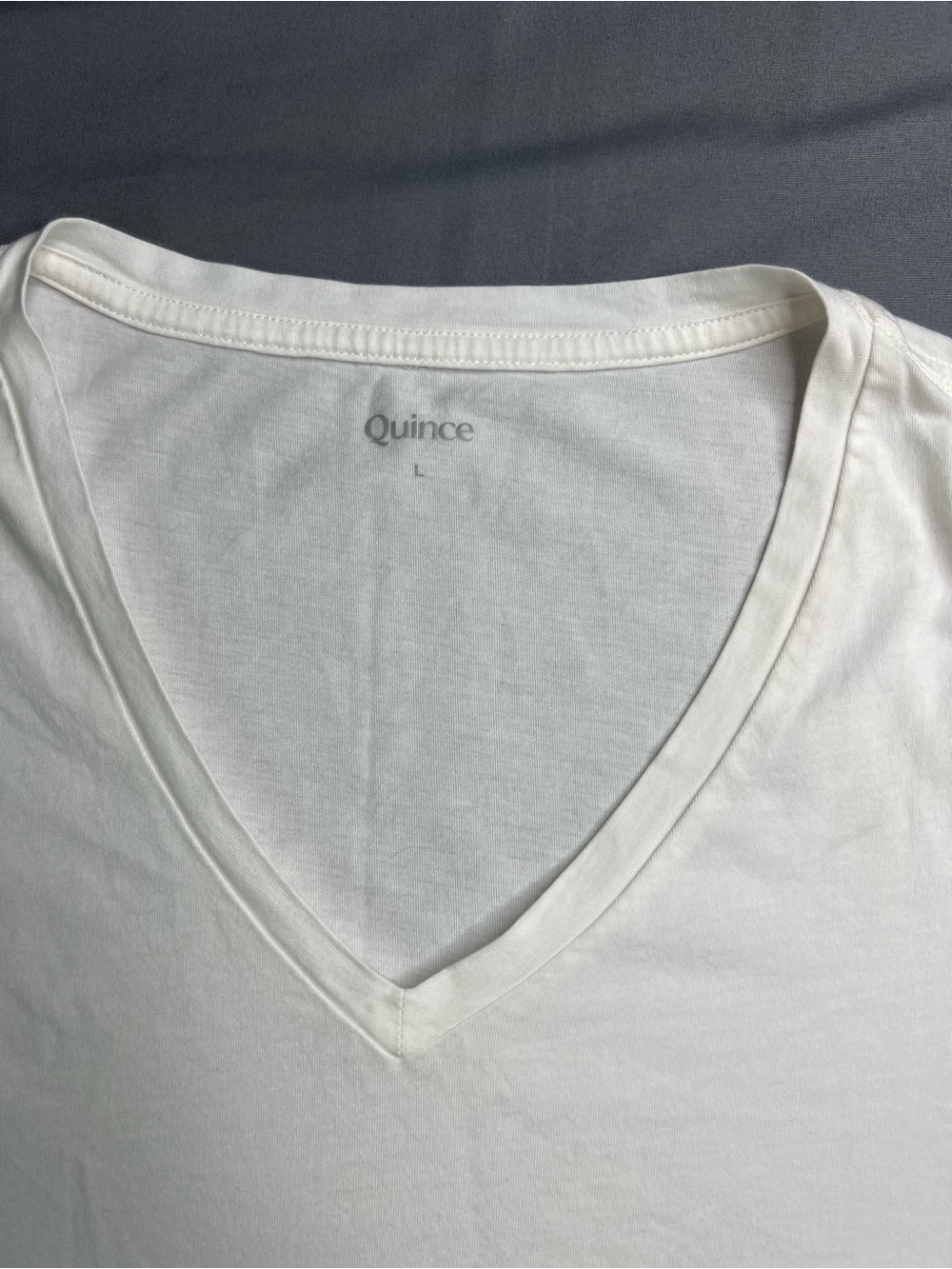 Quince White Modal Cotton Blend V-Neck Tee Size Large Soft Everyday Essential